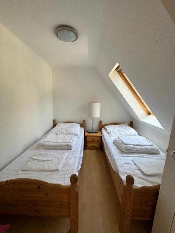 Haus Julius - Apartment 1 เกอเรน ภายนอก รูปภาพ
